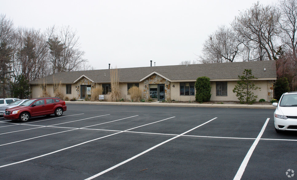 832 Germantown Pike, Plymouth Meeting, PA à vendre - Photo de l’immeuble – Image 1 sur 17