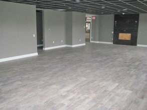 3233 Business Park Dr, Stevens Point, WI à louer Photo intérieure– Image 2 sur 5