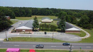 Plus de détails pour 14353 Benns Church Blvd, Smithfield, VA - Bureau/Local commercial à louer