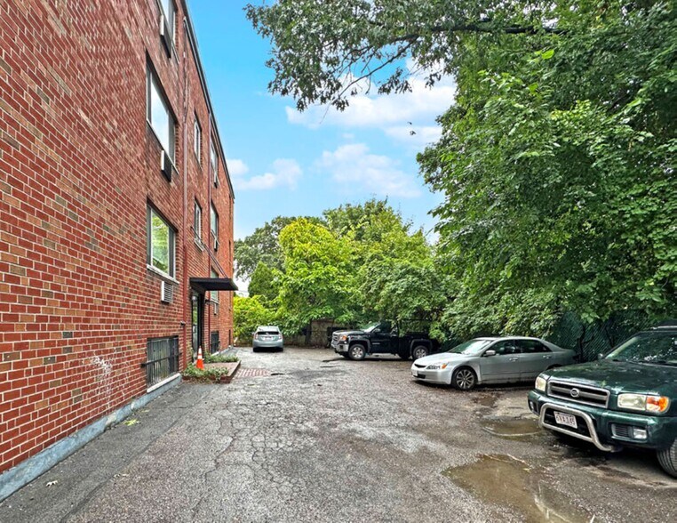 9 Hannon St, Boston, MA à vendre - Photo de l’immeuble – Image 3 sur 9