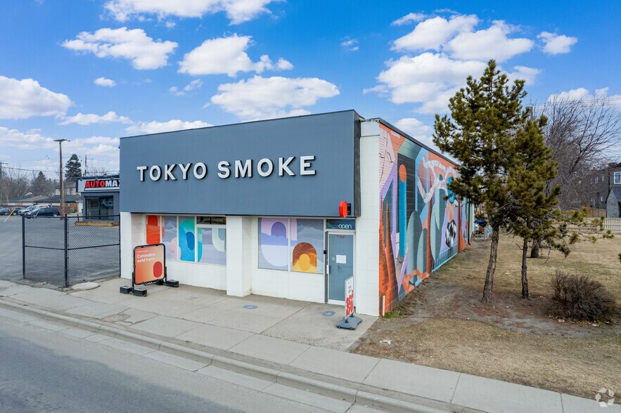 418 16th Ave NW, Calgary, AB à louer - Photo de l’immeuble – Image 2 sur 5