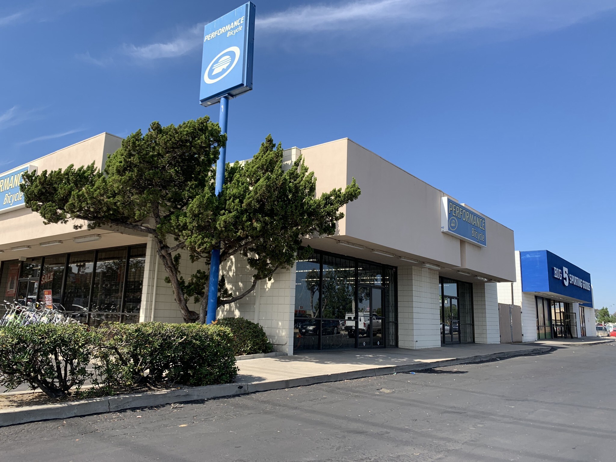 7730 Ronson Rd, San Diego, CA à louer Photo principale– Image 1 sur 6
