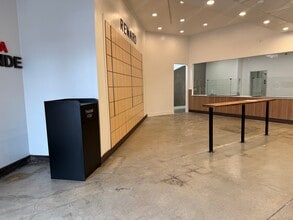 2181 W Washington Blvd, Los Angeles, CA à louer Photo intérieure– Image 1 sur 5