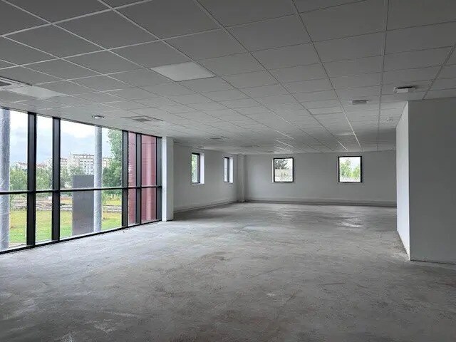 Bureau dans Châtenoy-le-Royal à vendre - Photo de l’immeuble – Image 3 sur 8