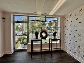 261 E Putnam Ave, Cos Cob, CT à louer Photo intérieure– Image 2 sur 10