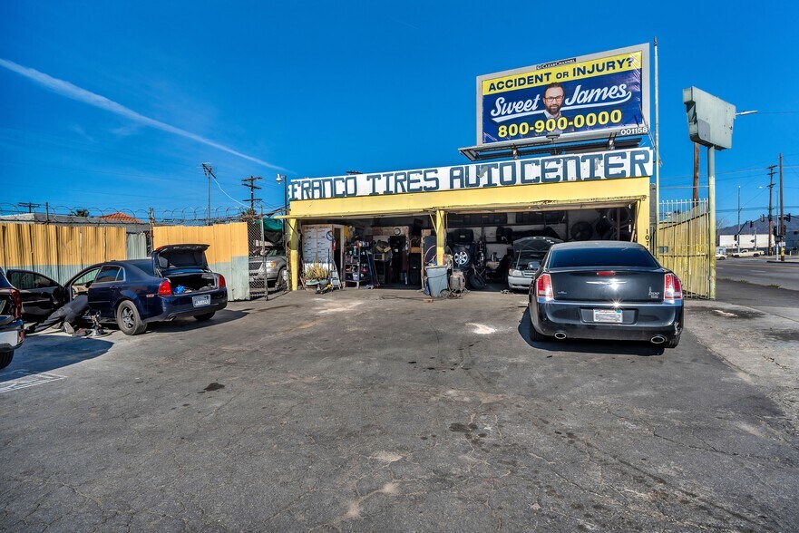 10741 San Fernando Rd portefeuille de 4 biens à vendre sur LoopNet.fr - Photo principale – Image 3 sur 4