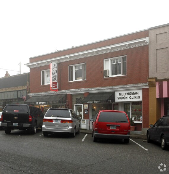 7820-7826 SW Capitol Hwy, Portland, OR à louer - Photo de l’immeuble – Image 2 sur 4