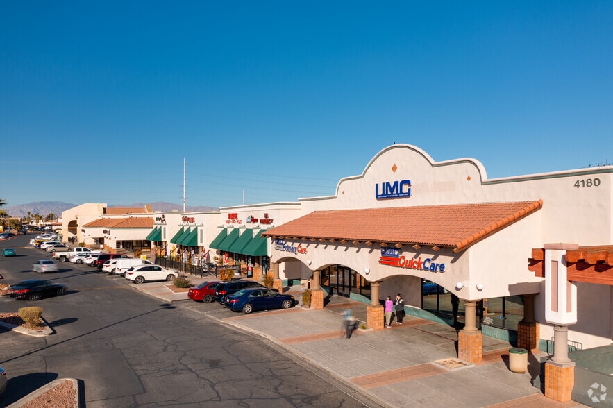 4122-4180 S Rainbow Blvd, Las Vegas, NV à louer - Photo de l’immeuble – Image 3 sur 4