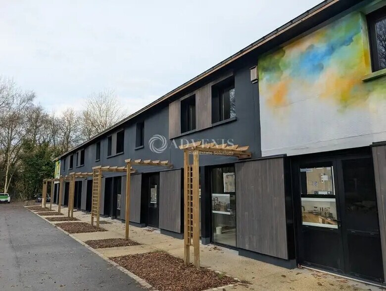 Local d’activités dans Saint-Samson-sur-Rance à louer - Photo de l’immeuble – Image 2 sur 6