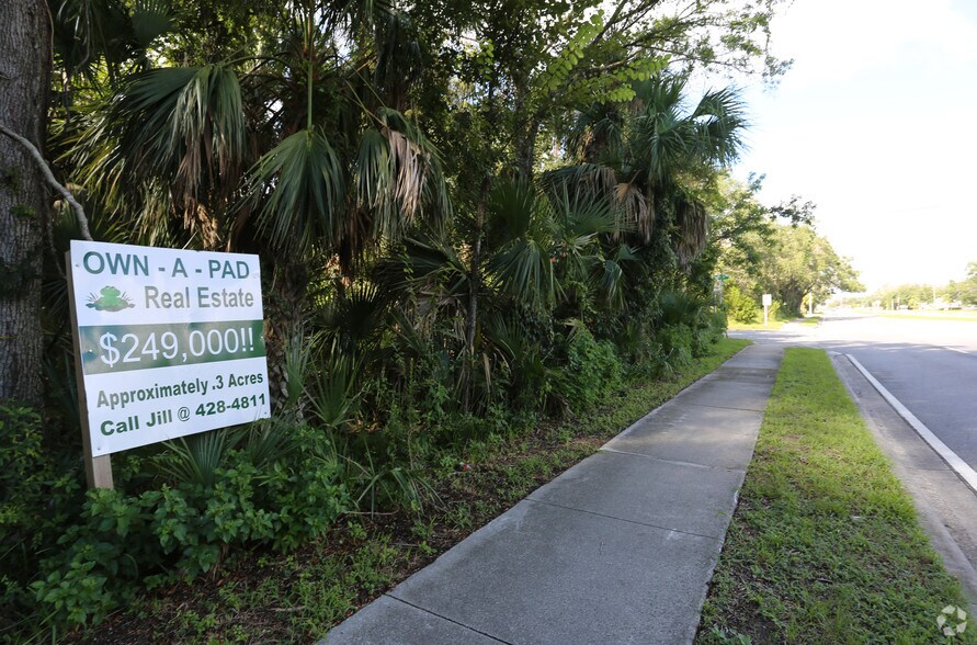 101 Sr-44 Hwy, New Smyrna Beach, FL à vendre - Photo principale – Image 1 sur 3
