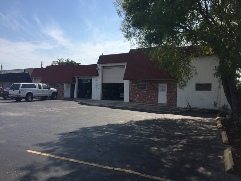 1901 N Dixie Hwy, Pompano Beach, FL à louer - Photo de l’immeuble – Image 2 sur 5