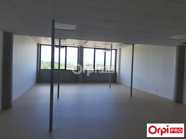 Bureau dans Valence à louer - Photo intérieure – Image 3 sur 4