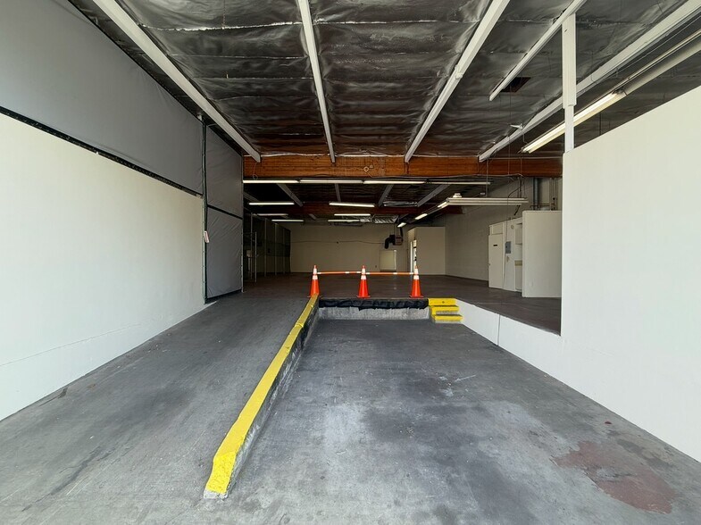 501 W Washington Blvd, Montebello, CA à louer - Photo de l’immeuble – Image 3 sur 9