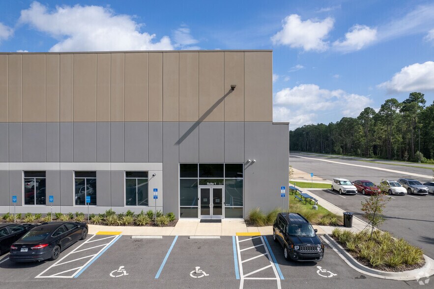 2619 Ignition Dr, Jacksonville, FL à louer - Photo de l’immeuble – Image 3 sur 7