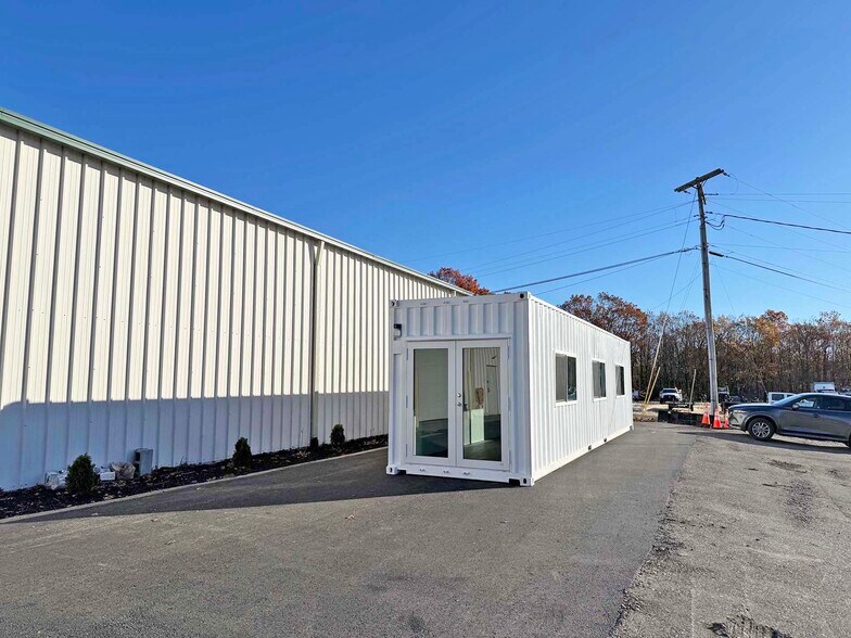 1 Carnival St, Pardeesville, PA à louer - Photo de l’immeuble – Image 3 sur 8