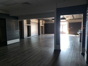 2351-2441 Claribel Rd, Riverbank, CA à louer Photo intérieure– Image 2 sur 8