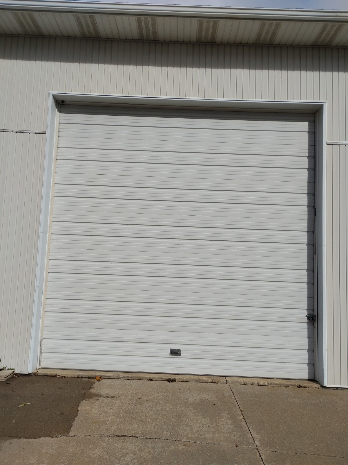 4296 Van Dyke Rd, Almont, MI à louer Photo intérieure– Image 1 sur 4