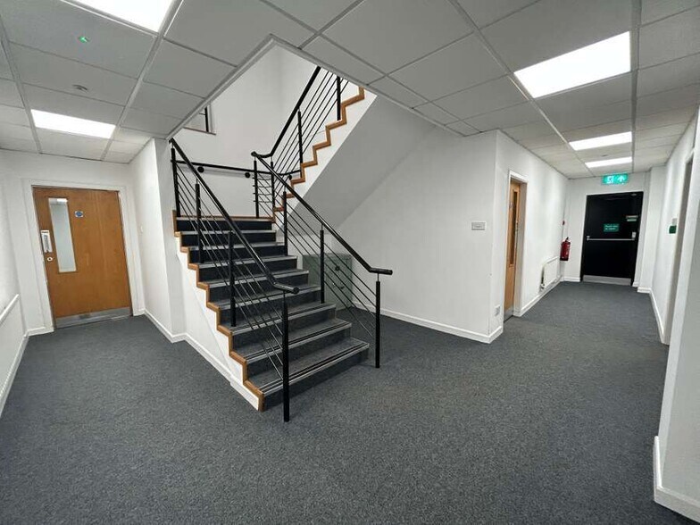 96 Beechill Rd, Belfast à louer - Photo de l’immeuble – Image 3 sur 5