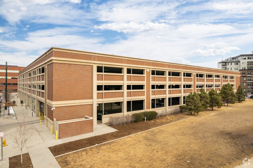 100 E Tennessee Ave, Denver, CO à louer - Photo de l’immeuble – Image 3 sur 5