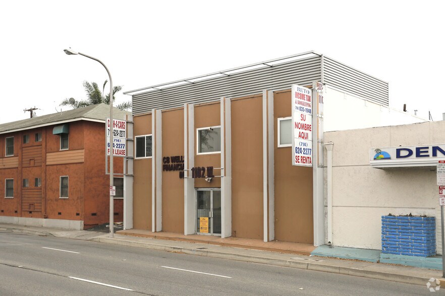 1102 W 17th St, Santa Ana, CA à louer - Photo de l’immeuble – Image 3 sur 33
