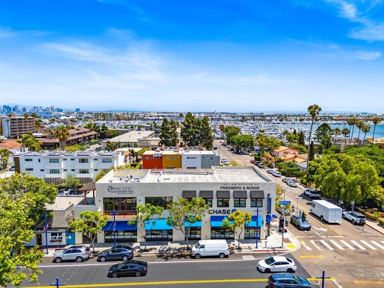 1005 Rosecrans St, San Diego, CA à vendre - Photo de l’immeuble – Image 2 sur 16