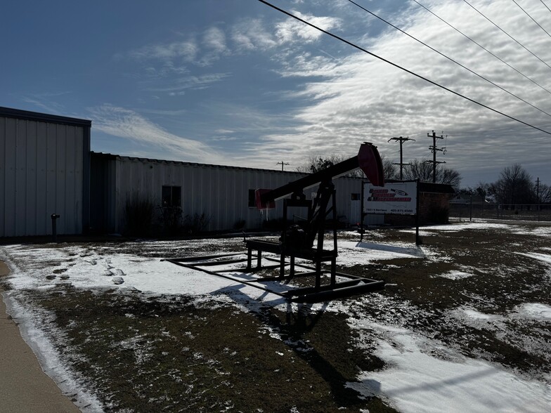 7801 N Harrison Ave, Shawnee, OK à vendre - Photo de l’immeuble – Image 2 sur 12