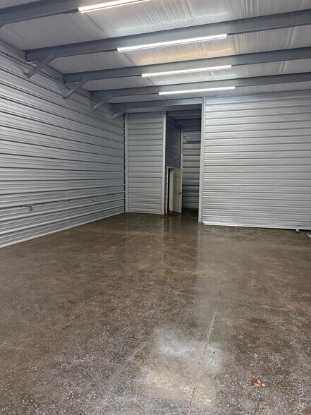 12894 A US-45E, Martin, TN à louer - Photo intérieure – Image 3 sur 6