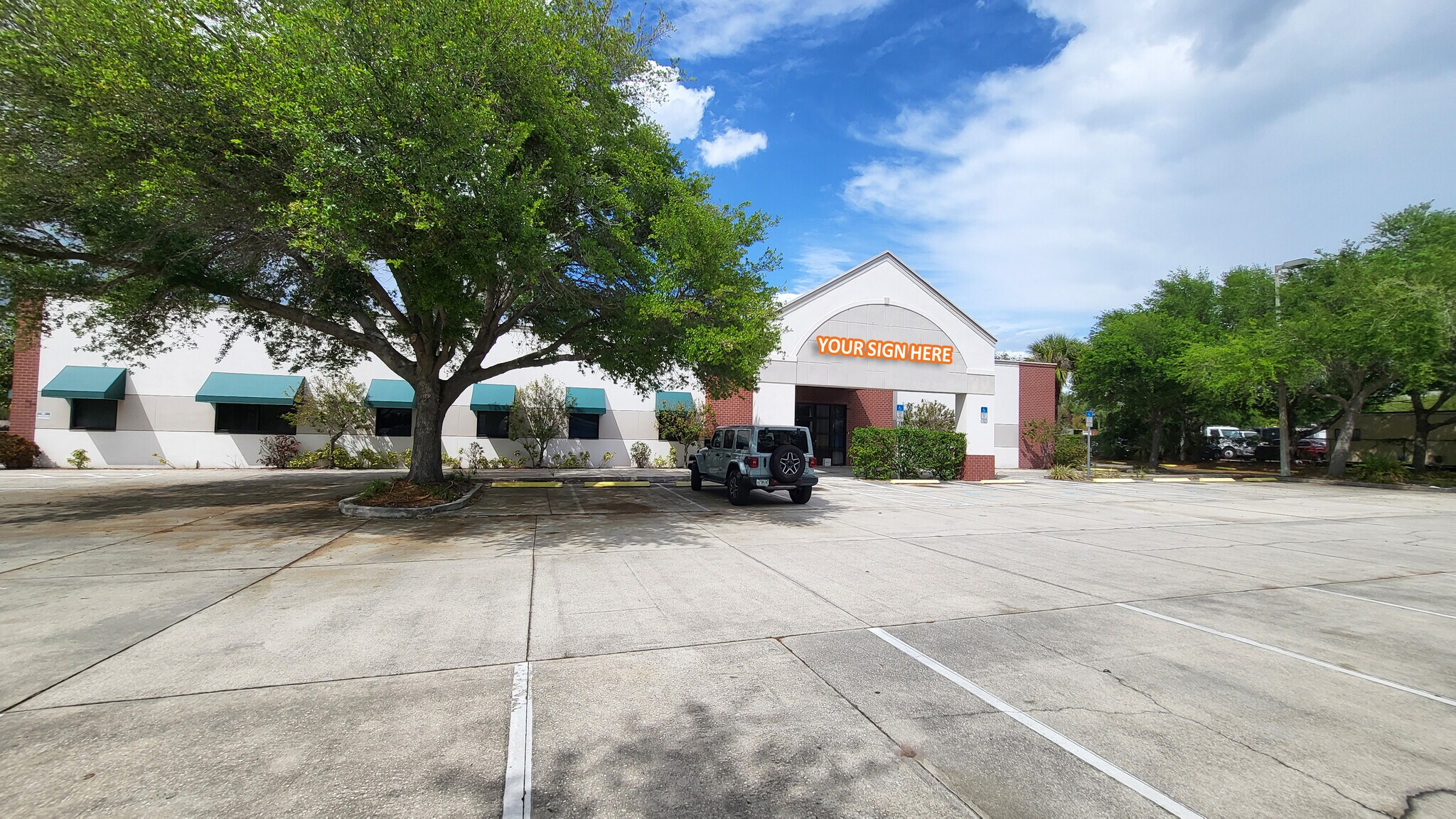 650 34th St S, Saint Petersburg, FL à louer Photo de l’immeuble– Image 1 sur 5