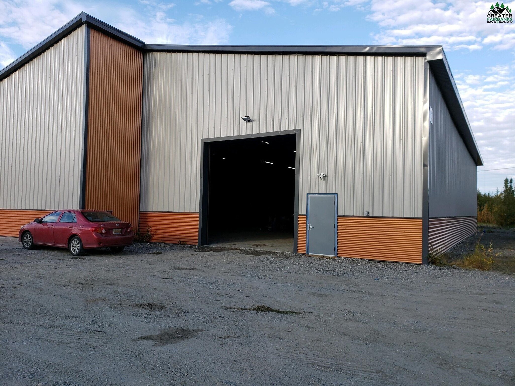 1651 Levee Way, North Pole, AK à vendre Photo principale– Image 1 sur 17