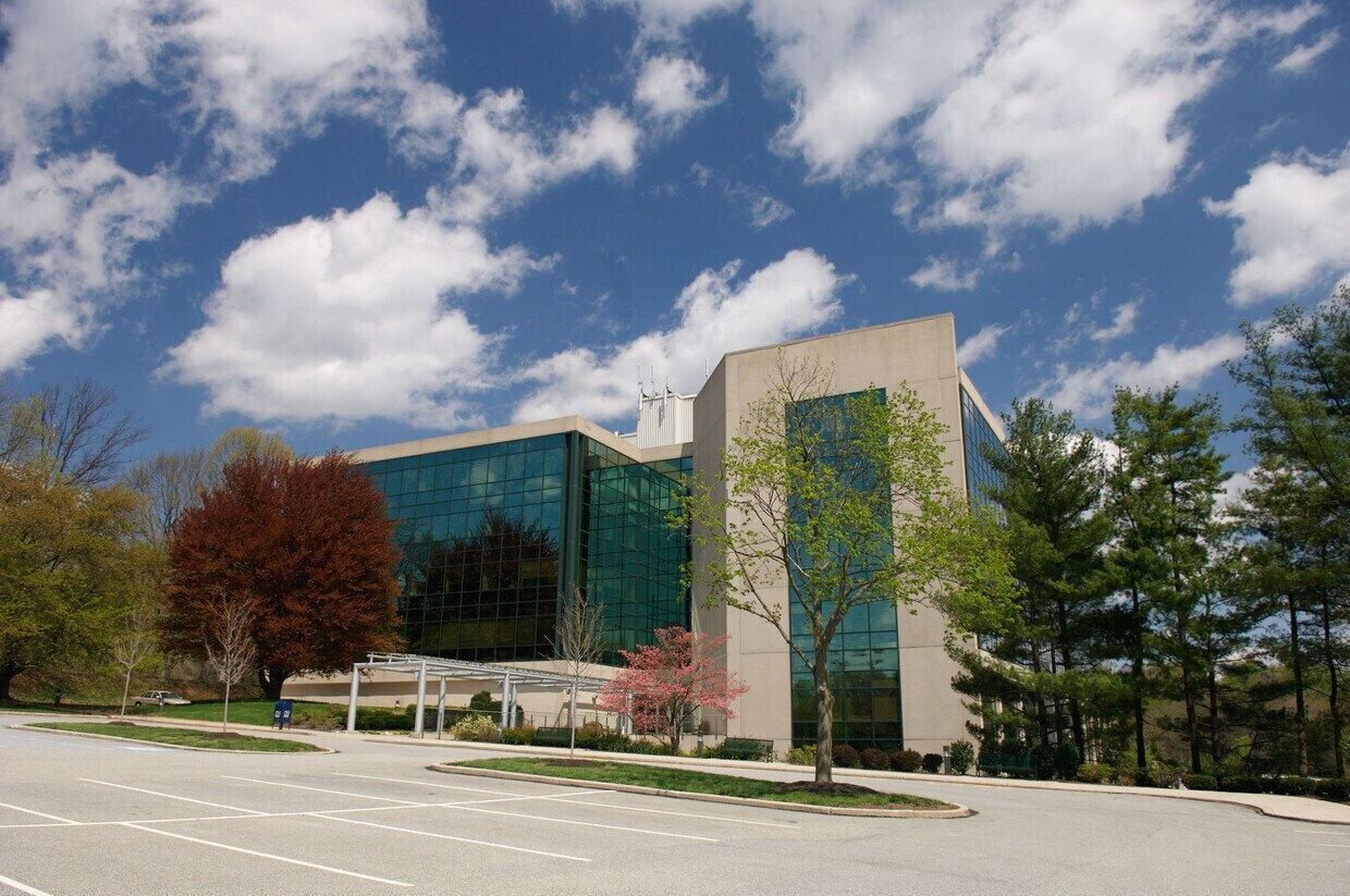 201 King of Prussia Rd, Radnor, PA à louer Photo principale– Image 1 sur 6