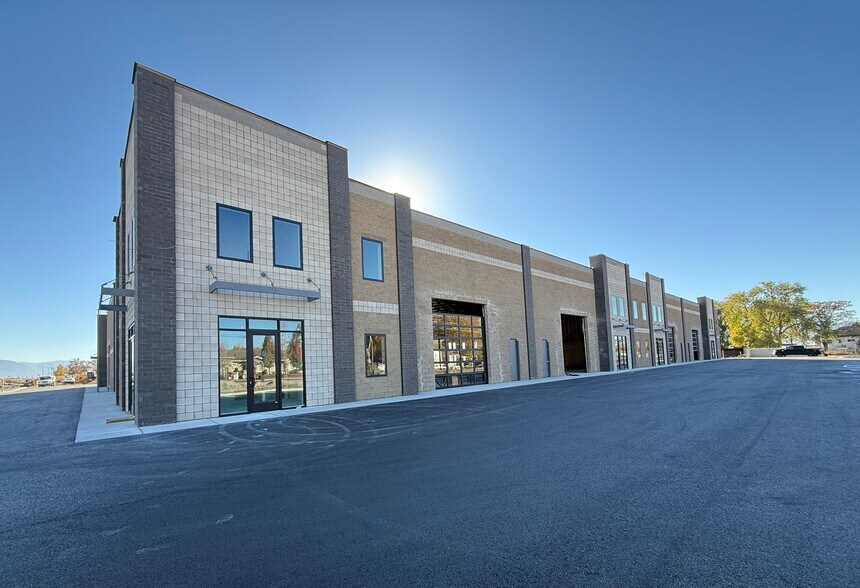 3155 W Center St, Provo, UT à louer - Photo de l’immeuble – Image 3 sur 4