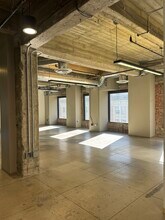 523 W 6th St, Los Angeles, CA à louer Photo intérieure– Image 1 sur 4