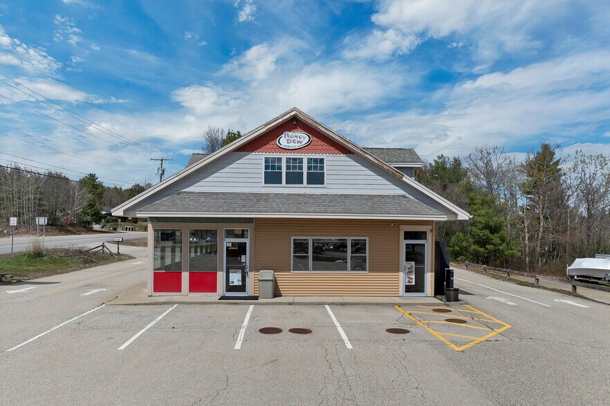 471 Route 11, Farmington, NH à vendre - Photo de l’immeuble – Image 3 sur 76