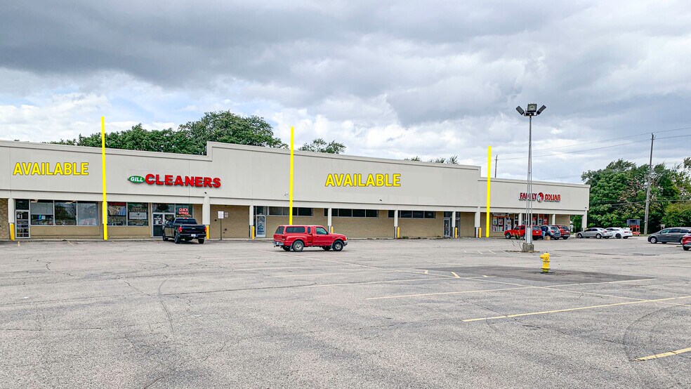 148-206 S Wayne Rd, Westland, MI à louer - Photo de l’immeuble – Image 2 sur 9