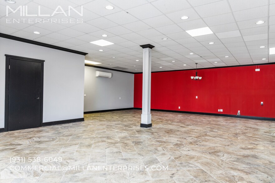 2200 Wilma Rudolph Blvd, Clarksville, TN à louer - Photo de l’immeuble – Image 3 sur 12