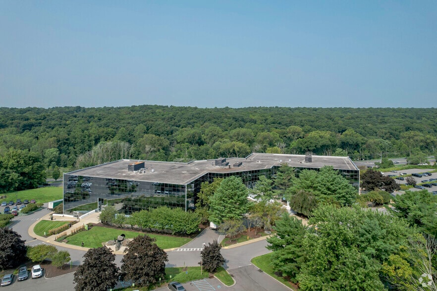500 Mamaroneck Ave, Harrison, NY à louer - Photo principale – Image 1 sur 25