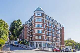 Plus de détails pour 250 Finchley Rd, Londres - Bureau/Local commercial à louer
