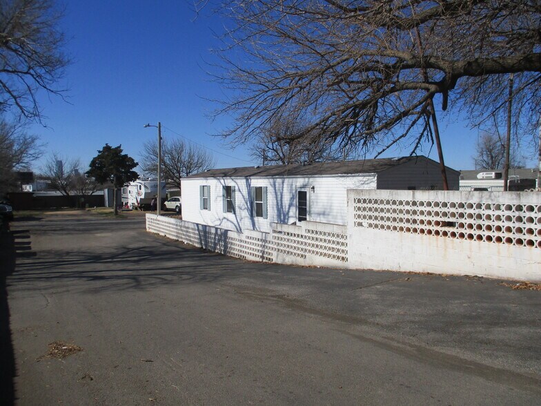 3200 E Reno Ave, Oklahoma City, OK à vendre - Photo de l’immeuble – Image 1 sur 14