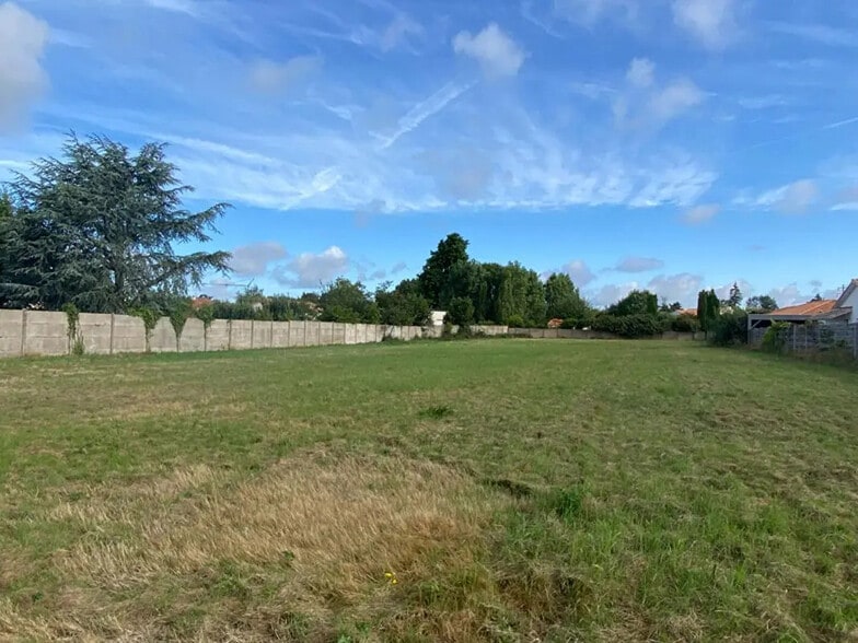 Terrain dans Sainte-Pazanne à vendre - Photo de l’immeuble – Image 2 sur 5