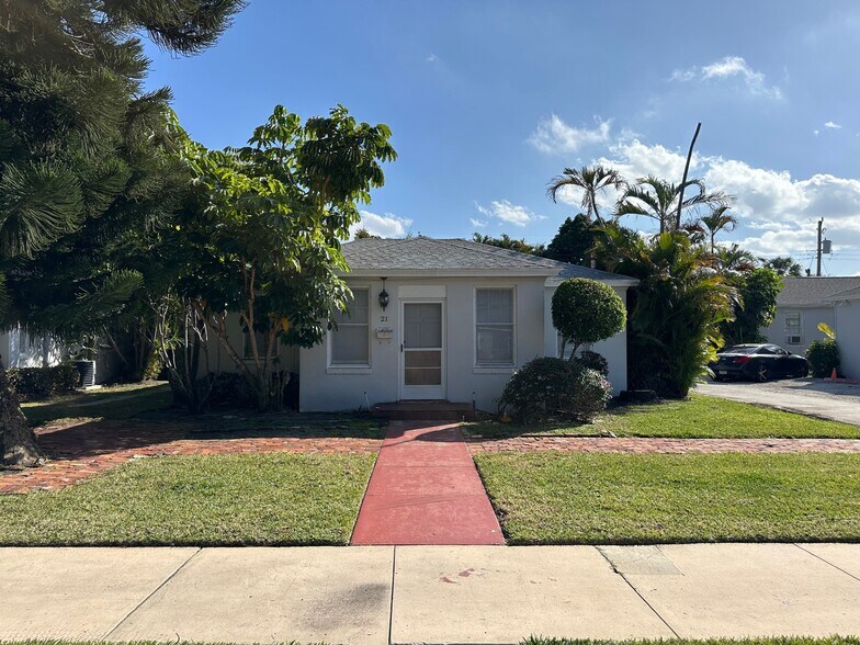 200 Park Ave, West Palm Beach, FL à vendre - Photo de l’immeuble – Image 2 sur 12