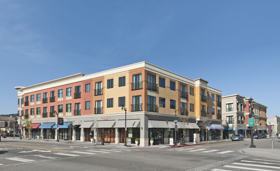 140 2nd St, Petaluma, CA à louer - Photo de l’immeuble – Image 3 sur 13