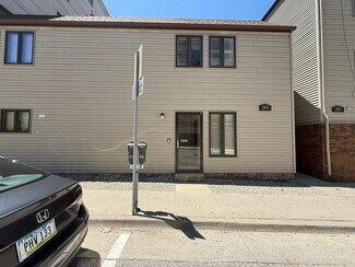 Plus de détails pour 207 Stanton Ave, Ames, IA - Local commercial à louer