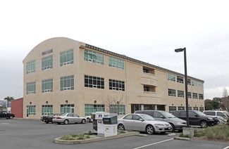 Plus de détails pour 30 Liberty Ship Way, Sausalito, CA - Bureau, Local d'activités à louer