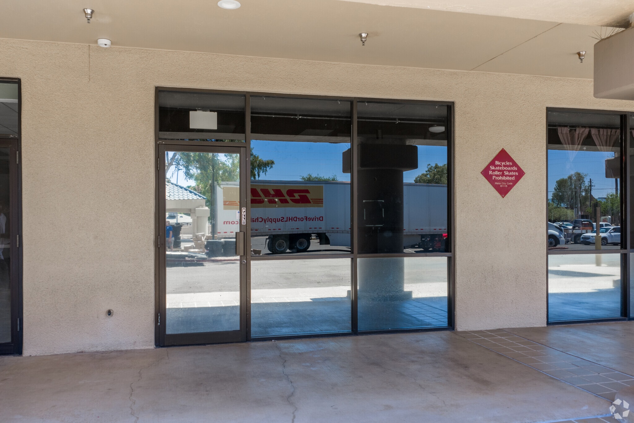 2650-2702 E University Dr, Mesa, AZ à louer Photo de l’immeuble– Image 1 sur 6