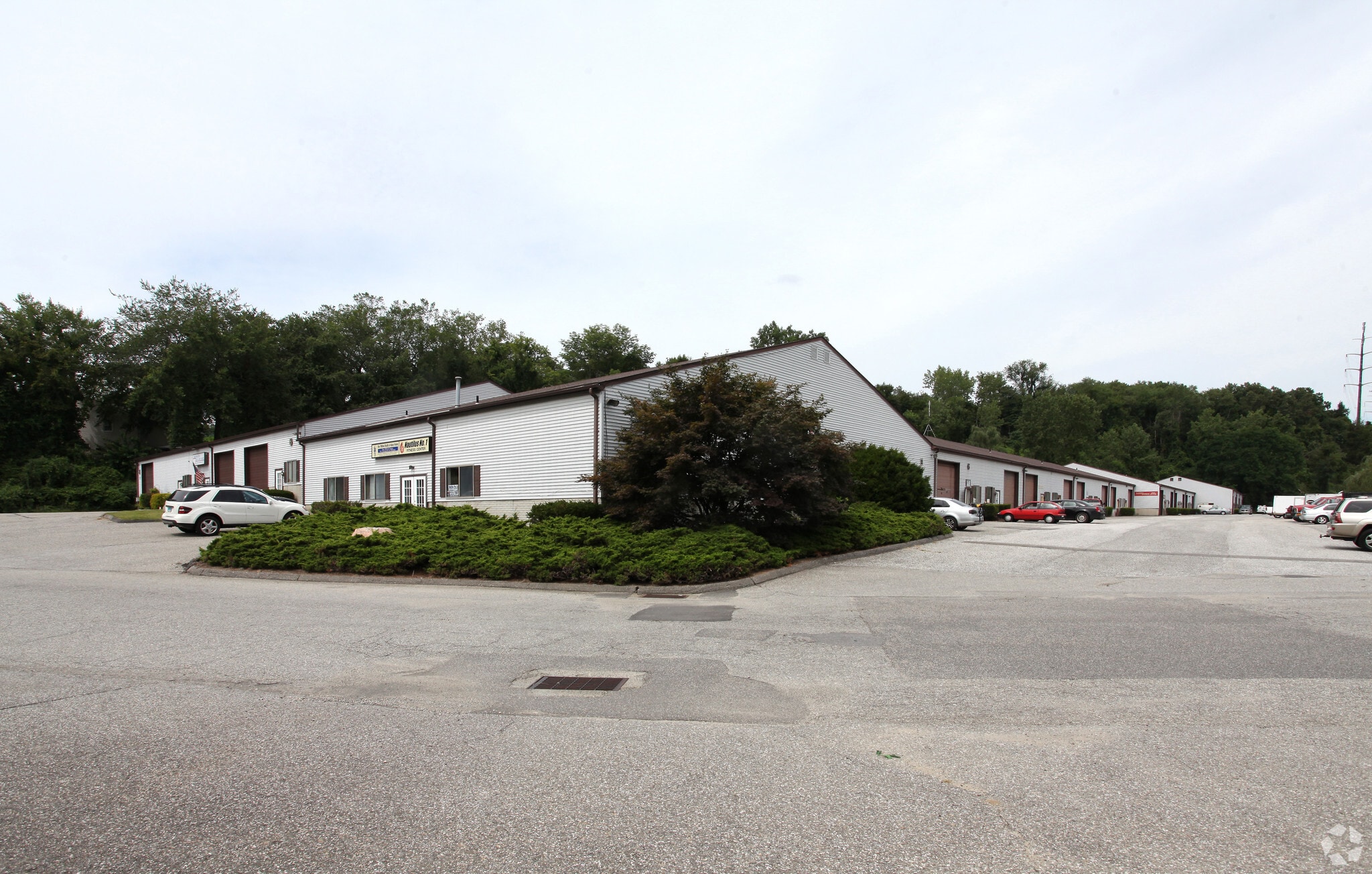 50 S End Plz, New Milford, CT à vendre Photo principale– Image 1 sur 12