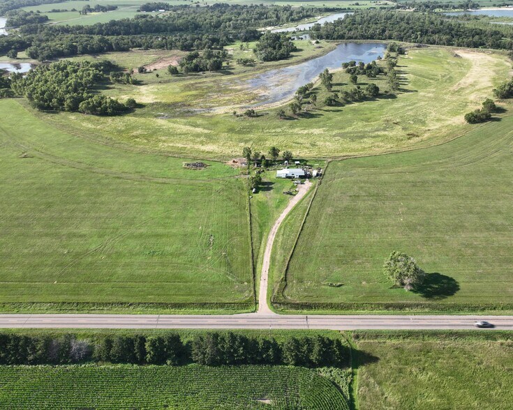 4510 N Airport Rd, Norfolk, NE à vendre - Photo de l’immeuble – Image 3 sur 47