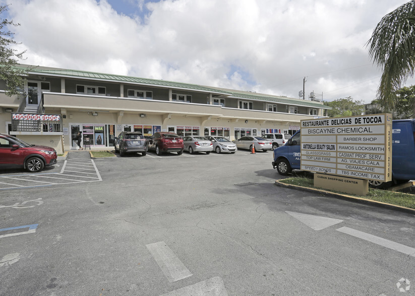 2301-2319 NW 7th St, Miami, FL à louer - Photo de l’immeuble – Image 2 sur 5