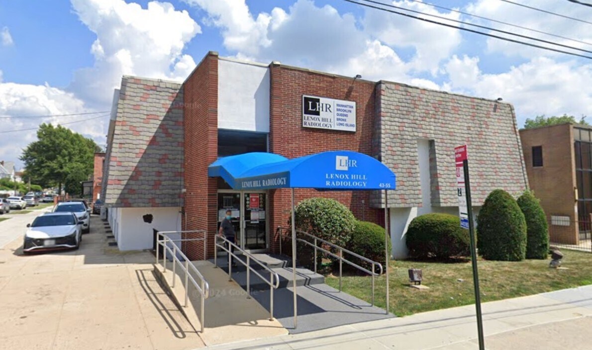 4355 147th St, Flushing, NY à louer Photo de l’immeuble– Image 1 sur 3