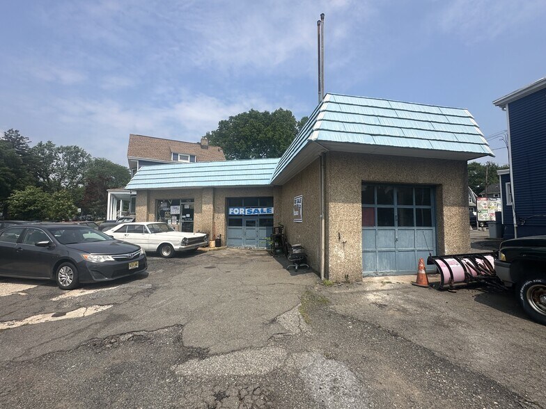 401 Irvington Ave, South Orange, NJ à vendre - Photo de l’immeuble – Image 2 sur 13