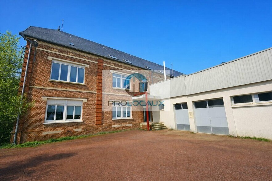 Industriel/Logistique dans Moliens à vendre - Photo de l’immeuble – Image 1 sur 5